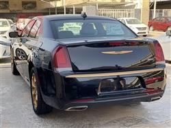 کرایسلەر 300